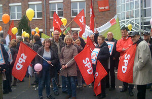 Treffpunkt vor dem Verdi-Haus, Foto: G. Mlynarczyk